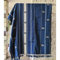 Aruak Throw