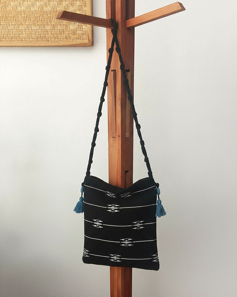 Sling Bag 02 Black 1